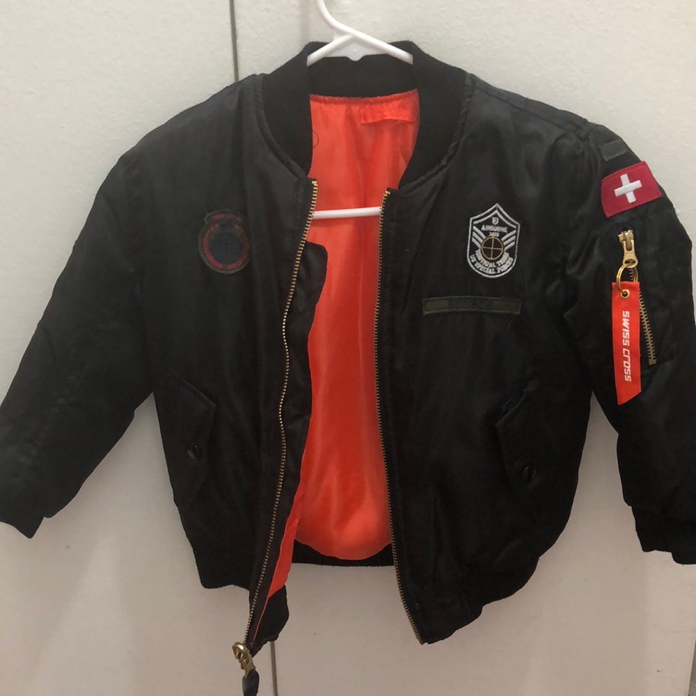 NWOT Swiss cross reversible flight jacket 3T